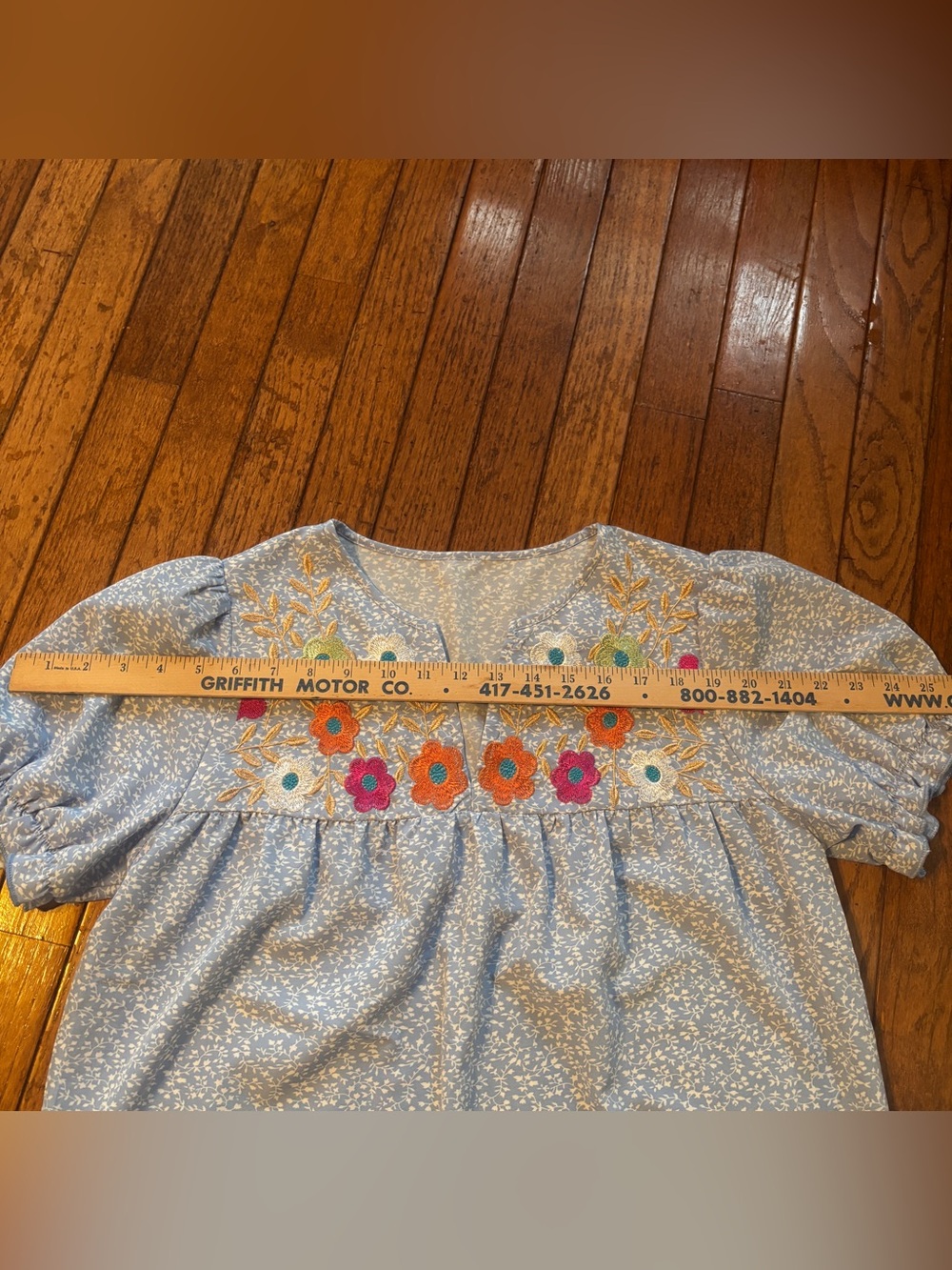 Womens Flower blouse size M - Picture 8 of 8